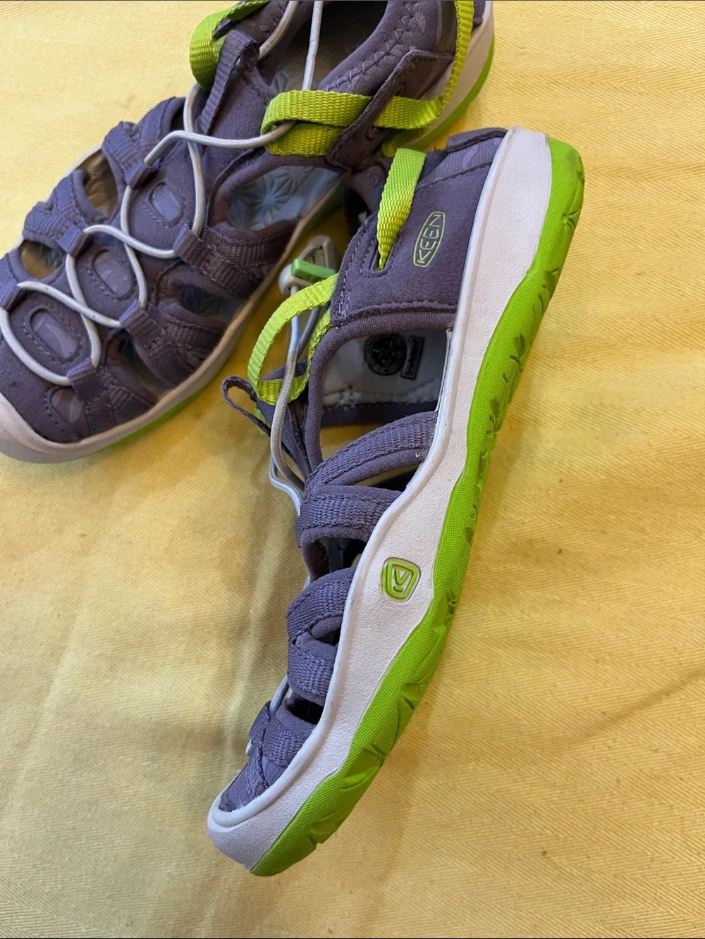 Keen Kids  light Purple Sandals with Lime Green Accents